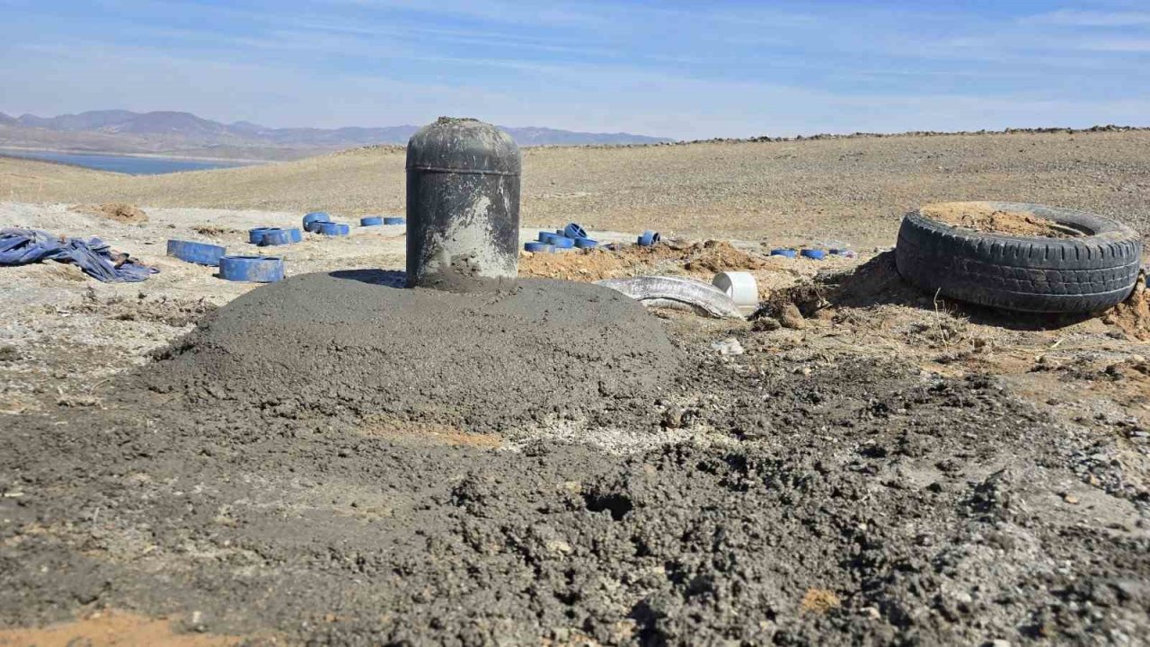 Elazığ’ın köylerinde sondaj çalışmaları sürüyor