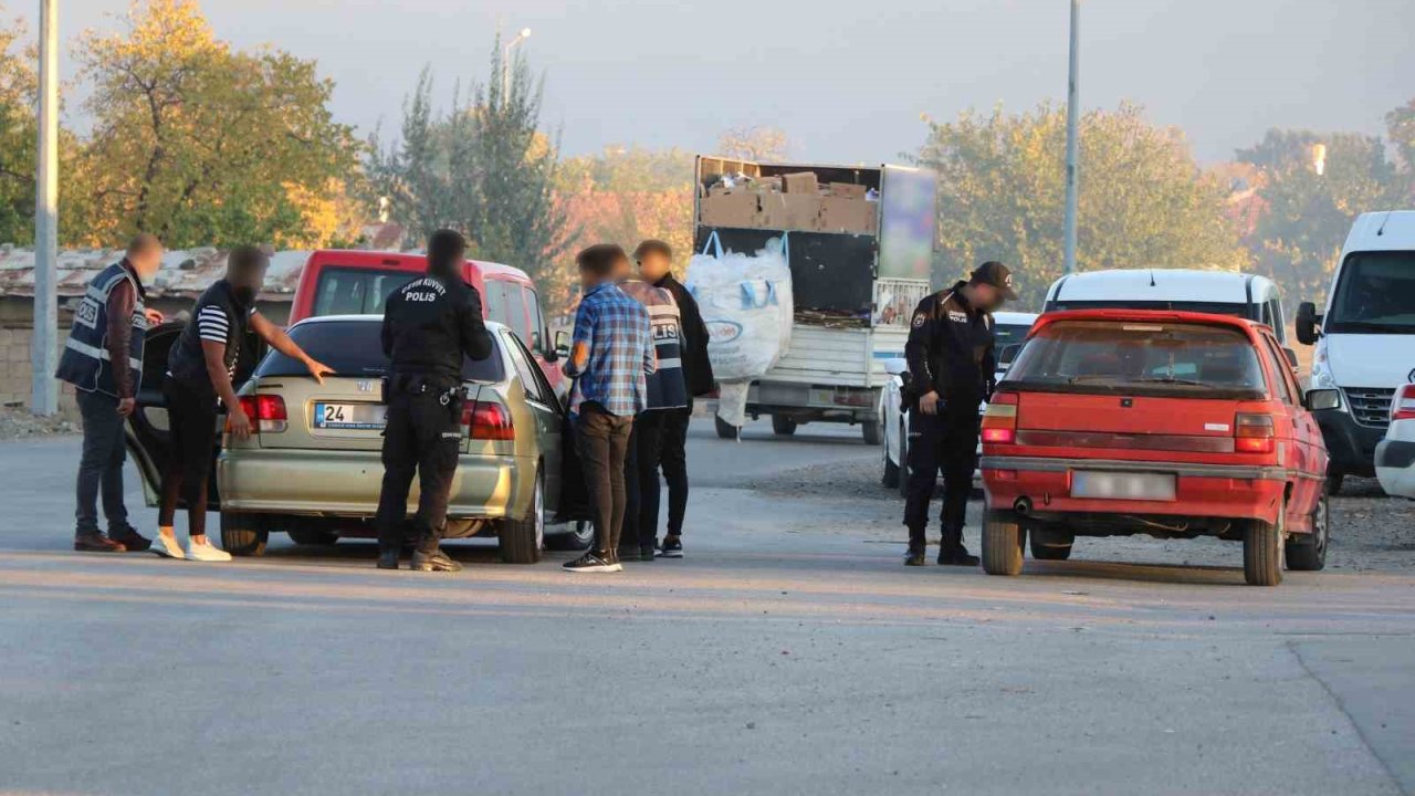 Erzincan’da aranması bulunan 14 şahıs yakalandı