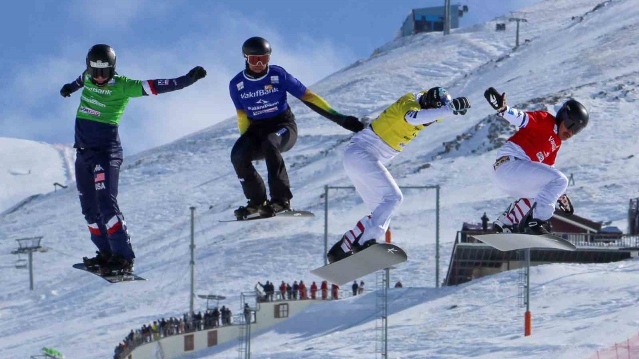 Erzurum’da dünya snowboard kupası heyecanı