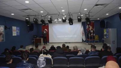 Evlenecek çiftlere ’Bağımlılıkla Mücadele’ eğitim verildi