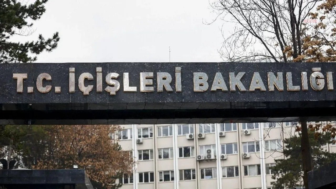 İçişleri Bakanlığı, Beykoz İlçe Belediye Başkanı Alaattin Köseler’in, görevden uzaklaştırıldığını açıkladı 