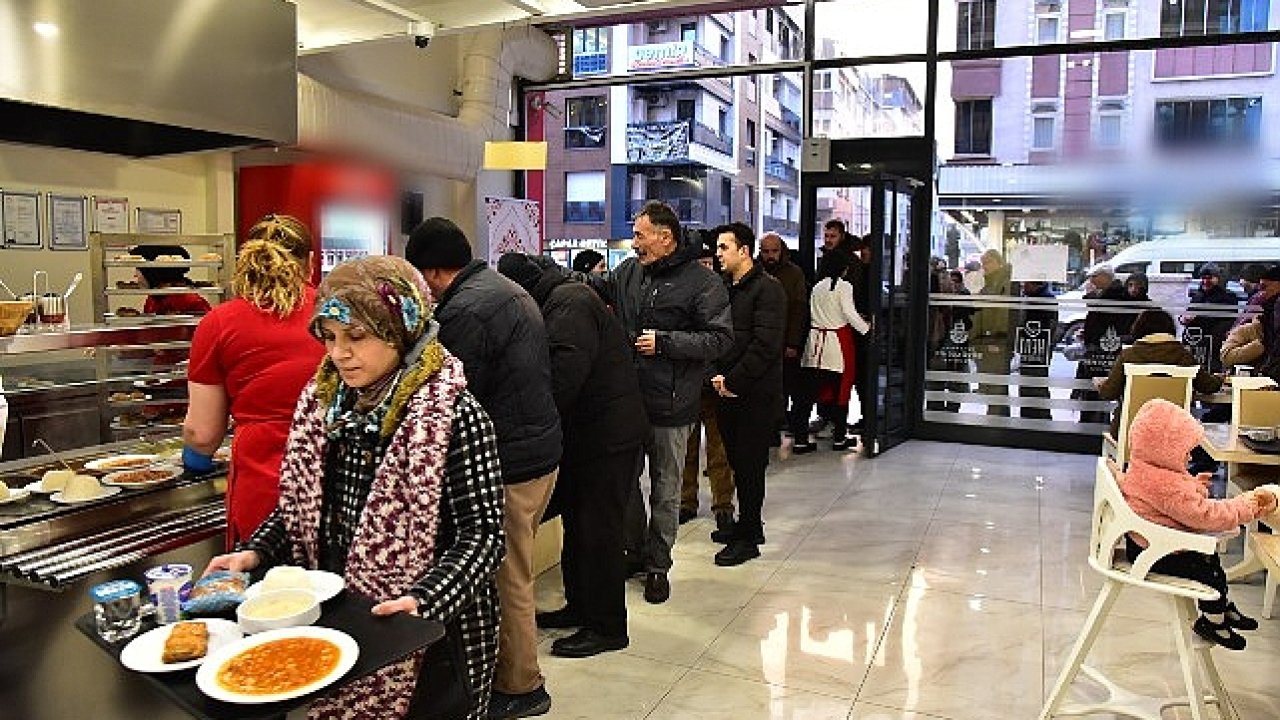 İstanbul Büyükşehir Belediyesi İBB Kent Lokantaları Ramazan'da Dayanışmayı Güçlendiriyor