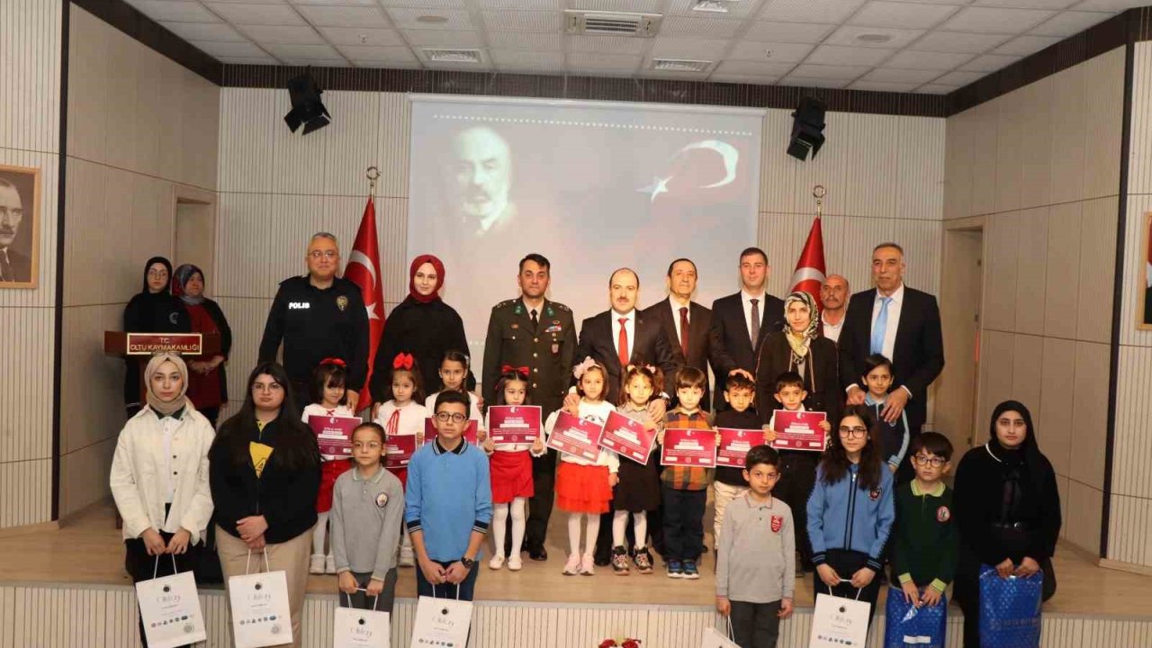 İstiklal Marşı’nın kabulünün 104. yılı Oltu’da coşkuyla kutlandı