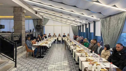 Kars’ta anlamlı iftar buluşması