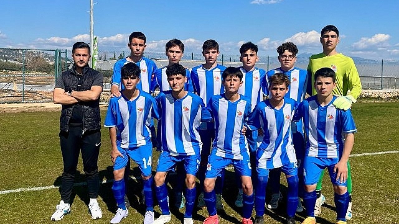 Kemer'in U15 takımı dolu dizgin