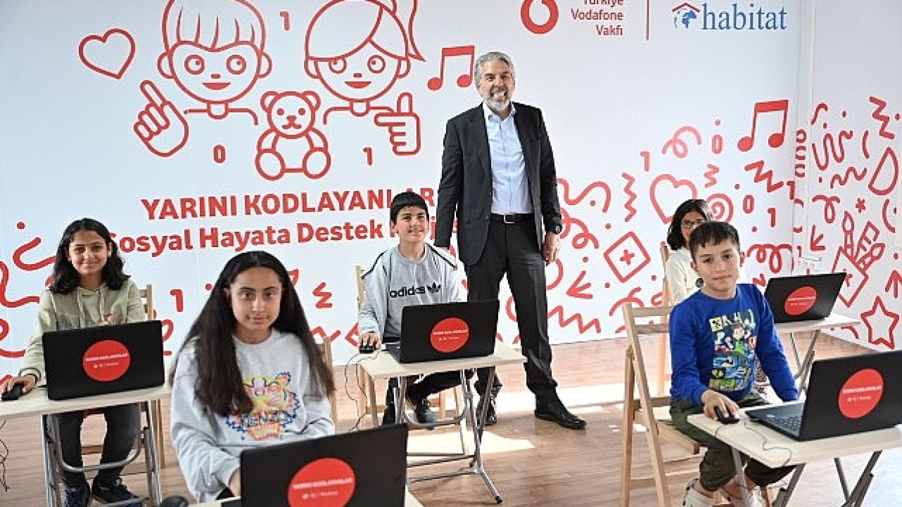 Vodafone Türkiye Çevresel Ayak İzini Hızla Azaltıyor