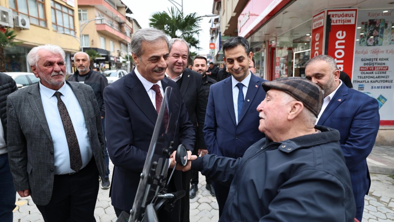 Başkan Alemdar Sakarya Pamukova’da hemşehrileriyle buluştu