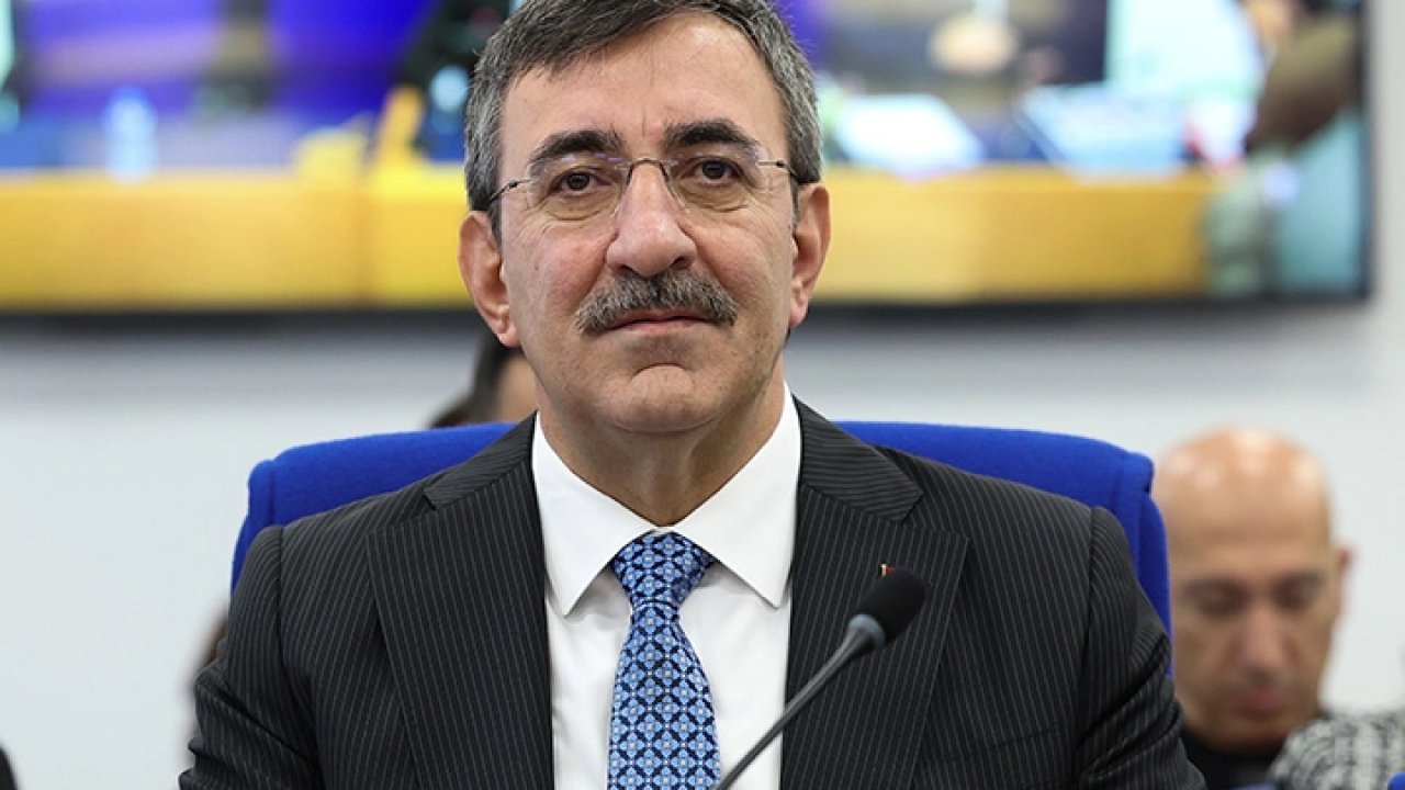 EKK'dan yılın ikinci mesajı: Hedef dengeli büyüme