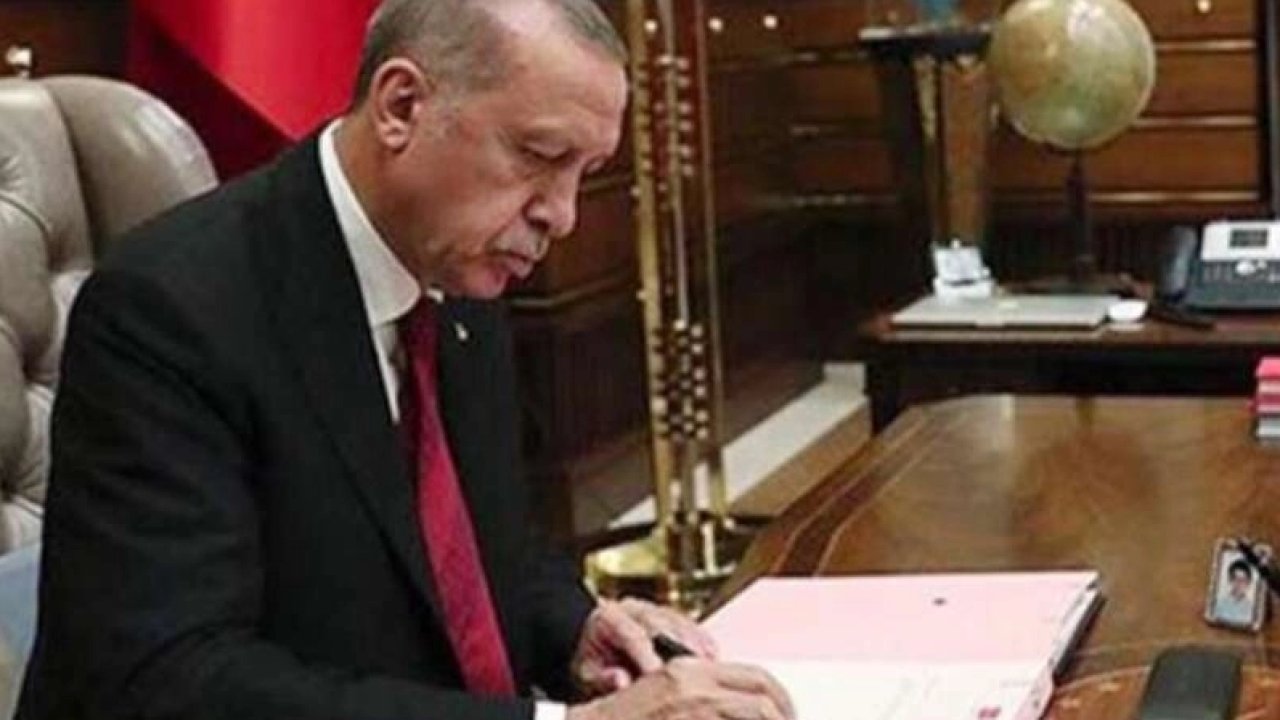 Yeni bakanların yardımcıları değişti... 5 ile yeni Vali atandı