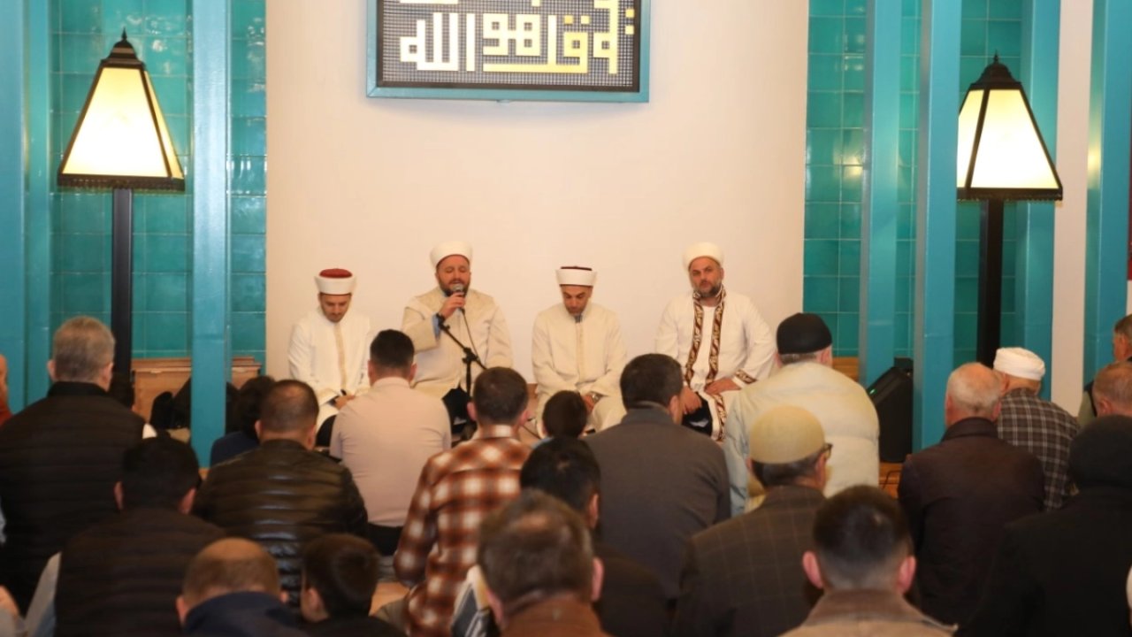 Bursa İnegöl’de binlerce kişi OSB Camii’nde buluştu