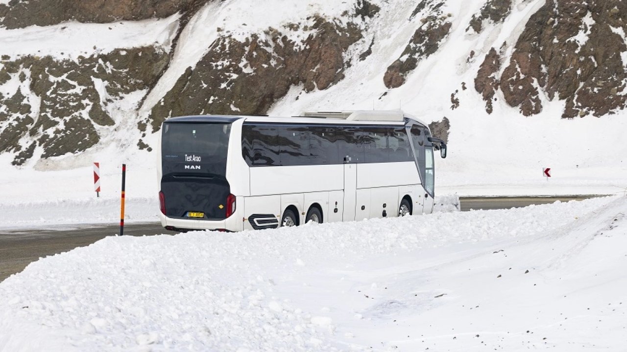 Erzurum ve İsveç’te 'elektrikli otobüs' kar ve buza meydan okudu