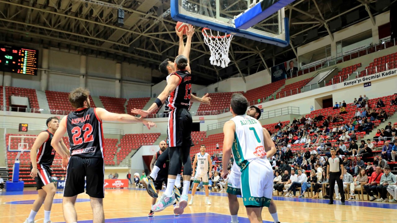 Karatay Belediyespor A Takımı play-offlarda