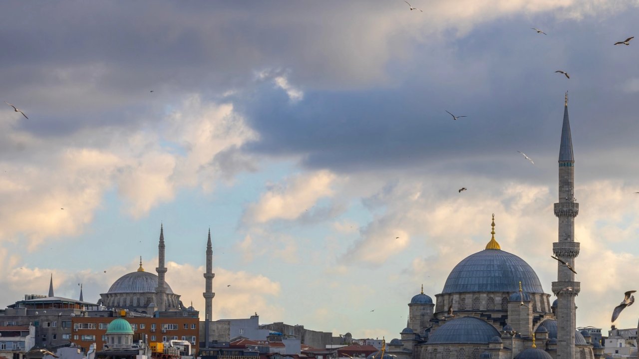 Yurtta bugün parçalı ve çok bulutlu hava hakim